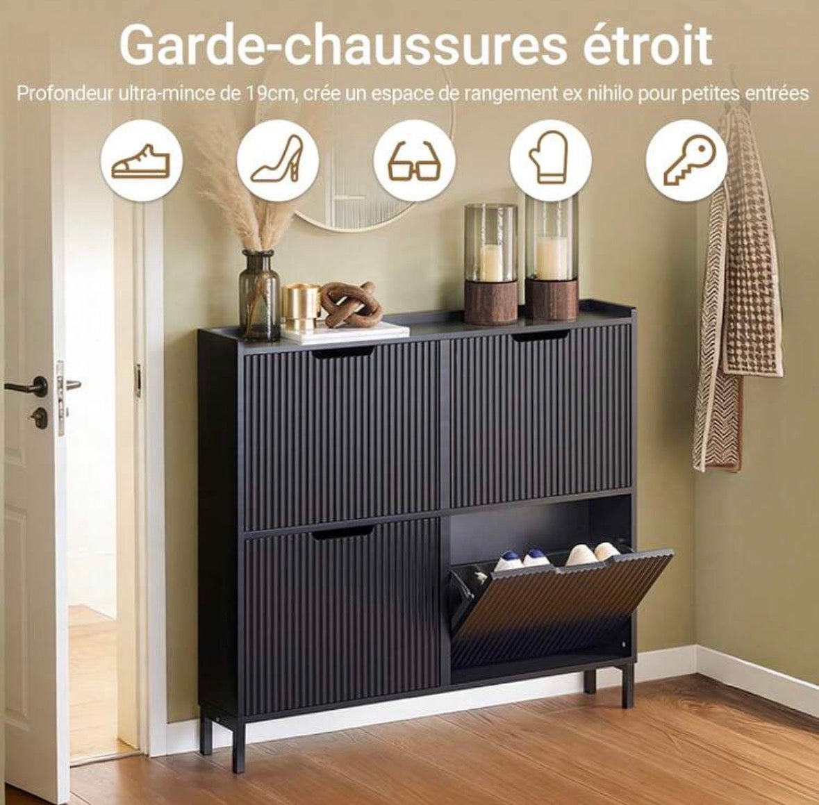 Sophisticated shoe cabinet with 4 flaps