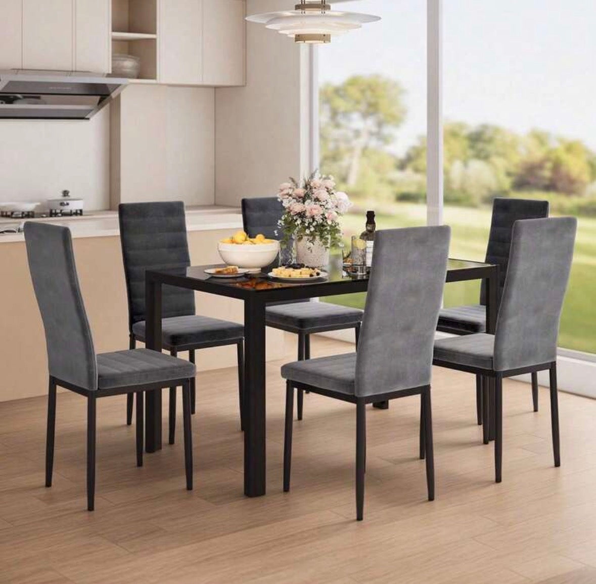 Set of 6 dining chairs