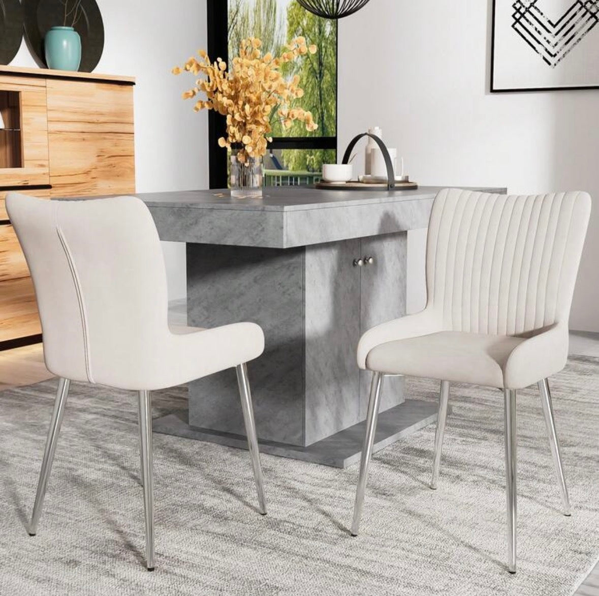 Set of dining chairs.